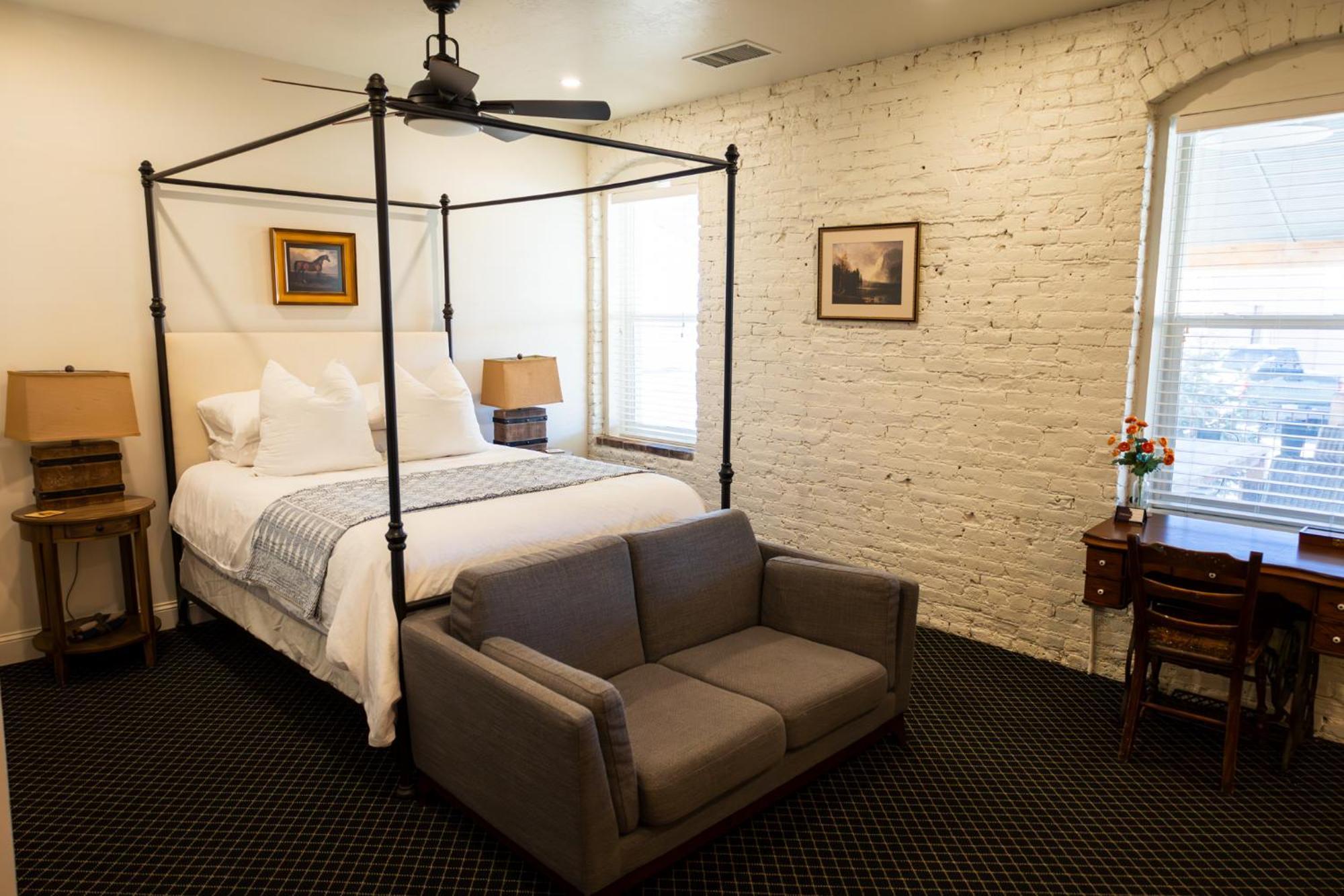 Lander Millhouse Hotel Buitenkant foto